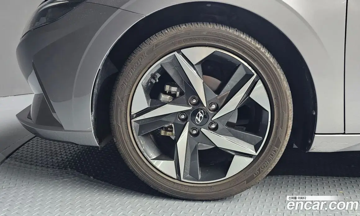 Hyundai Avante 2021 1.6 автомат (гидро), фото 5