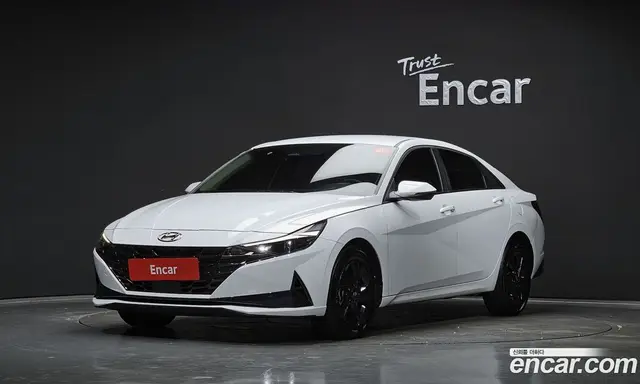 Hyundai Avante 2022 1.6 автомат (гидро), миниатюра 1