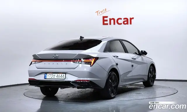 Hyundai Avante 2023 1.6 автомат (гидро), миниатюра 2