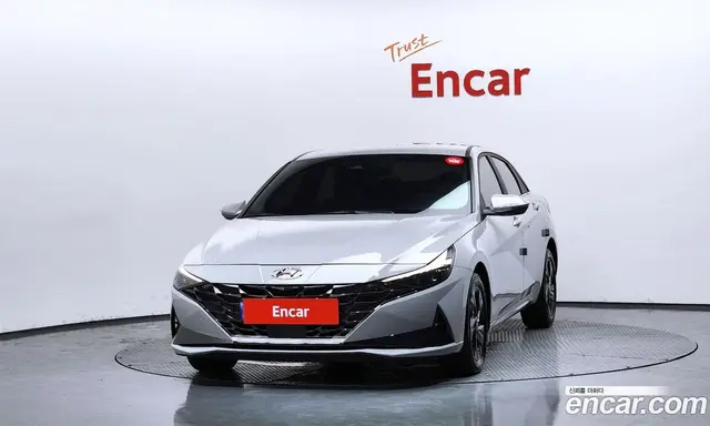 Hyundai Avante 2023 1.6 автомат (гидро), миниатюра 3