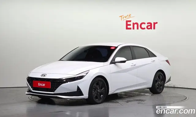Hyundai Avante 2023 1.6 автомат (гидро), миниатюра 1