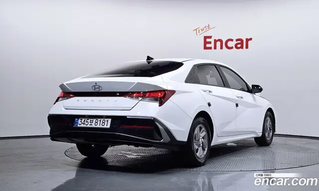 Hyundai Avante 2024 1.6 автомат (гидро), миниатюра 2