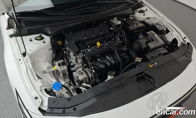 Hyundai Avante 2024 1.6 автомат (гидро), миниатюра 6