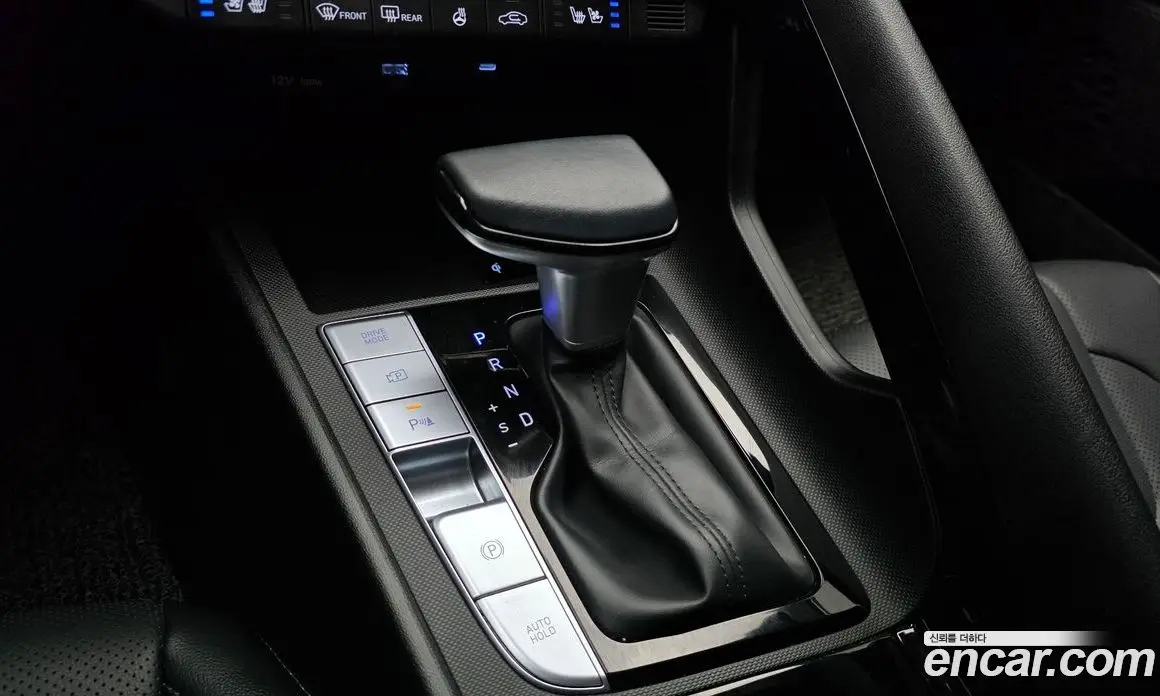 Hyundai Avante 2025 1.6 автомат (гидро), фото 12