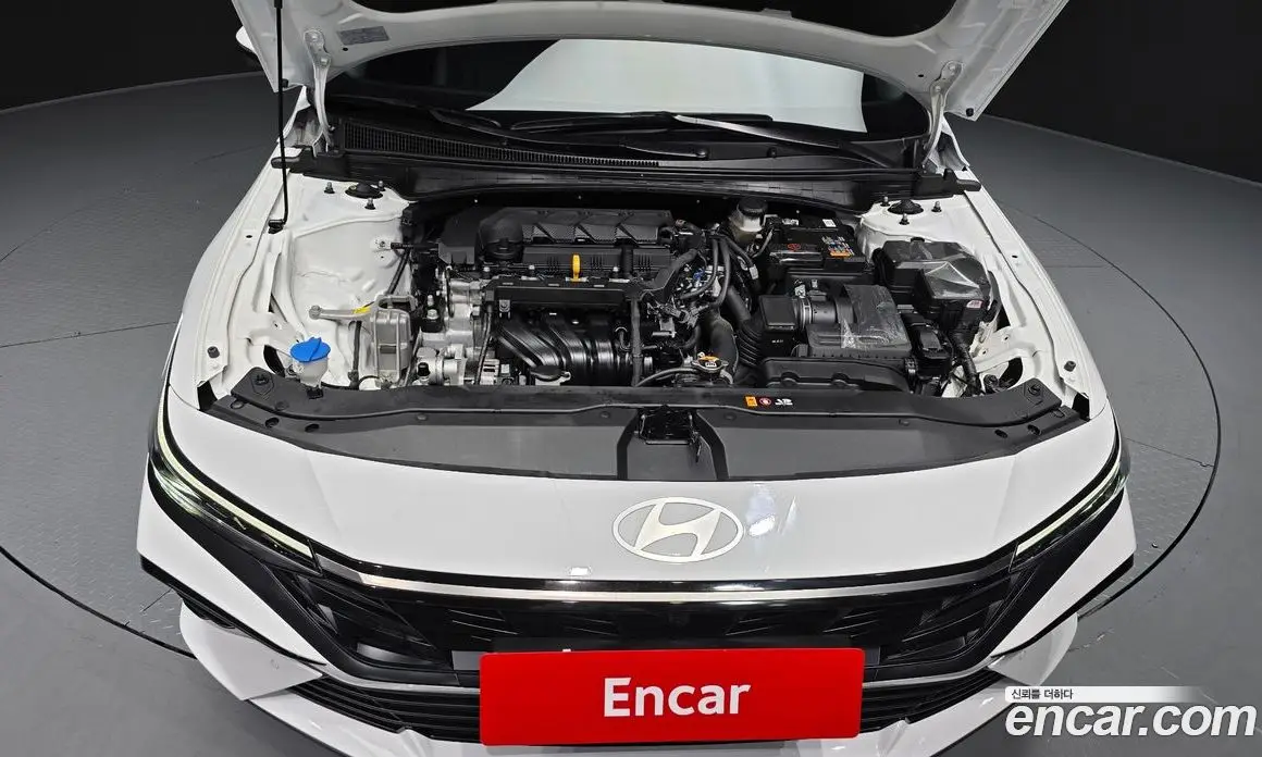 Hyundai Avante 2025 1.6 автомат (гидро), фото 6