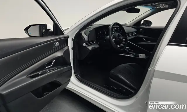 Hyundai Avante 2026 1.6 автомат (гидро), миниатюра 12