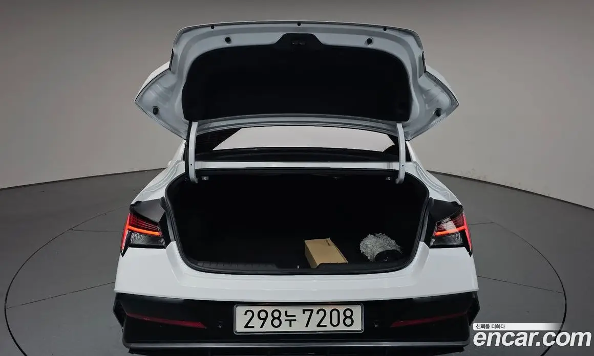 Hyundai Avante 2026 1.6 автомат (гидро), фото 25