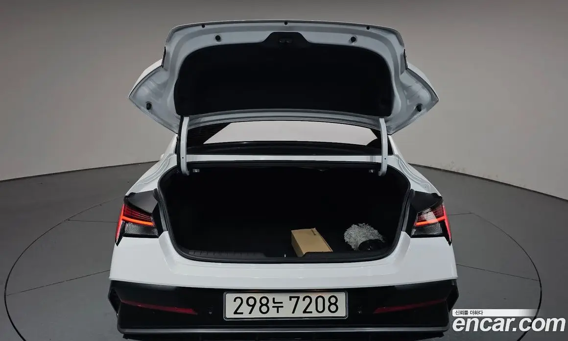 Hyundai Avante 2026 1.6 автомат (гидро), фото 25