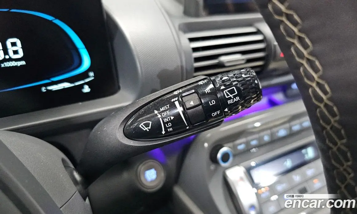Hyundai Casper 2022 1.0 автомат (гидро), фото 24