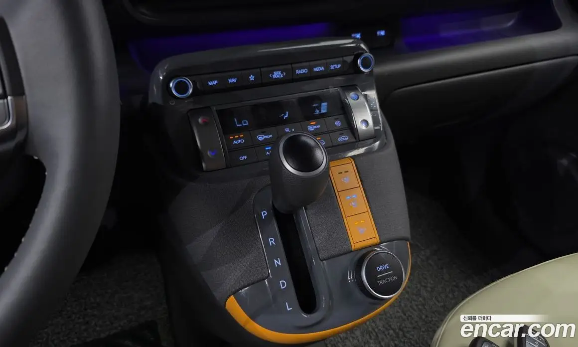 Hyundai Casper 2024 1.0 автомат (гидро), фото 9