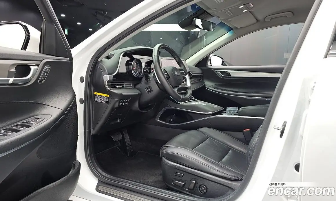 Hyundai Grandeur 2020 2.5 автомат (гидро), фото 13