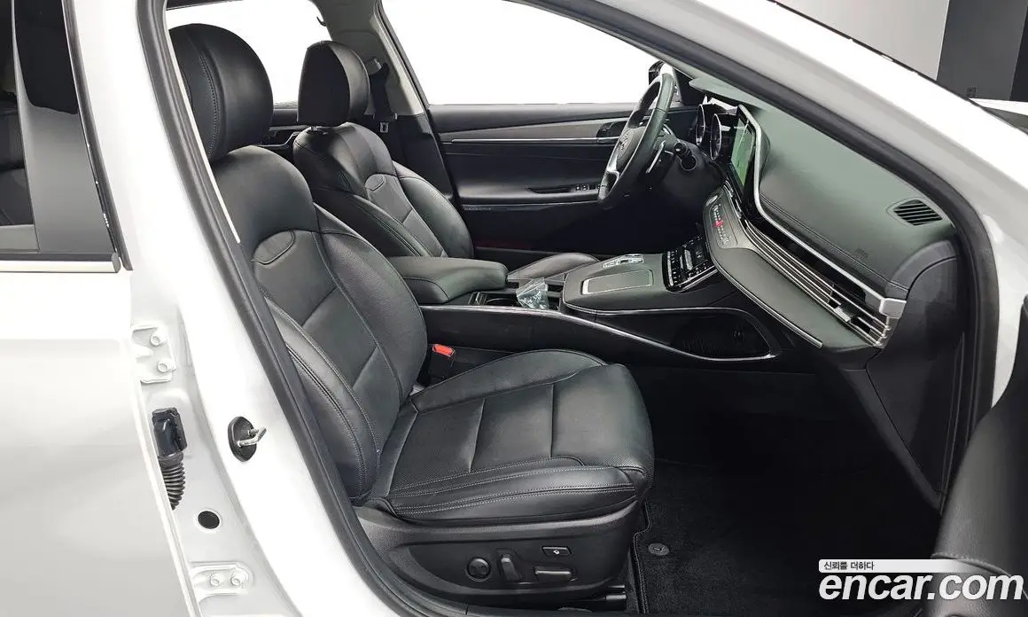 Hyundai Grandeur 2020 2.5 автомат (гидро), фото 16