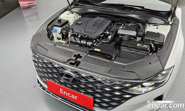 Hyundai Grandeur 2020 2.5 автомат (гидро), миниатюра 6