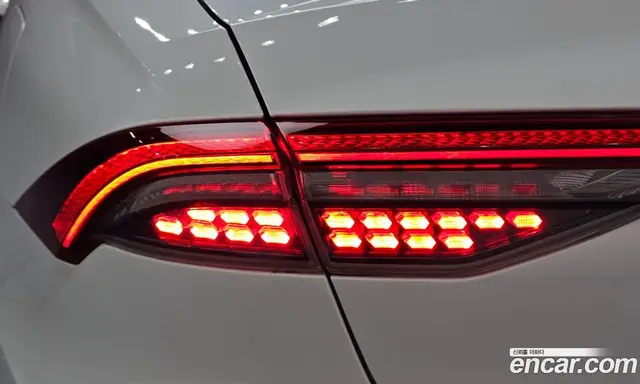 Hyundai Grandeur 2020 2.5 автомат (гидро), миниатюра 9