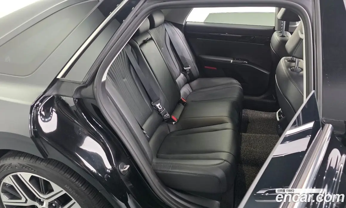 Hyundai Grandeur 2023 2.5 автомат (гидро), фото 17