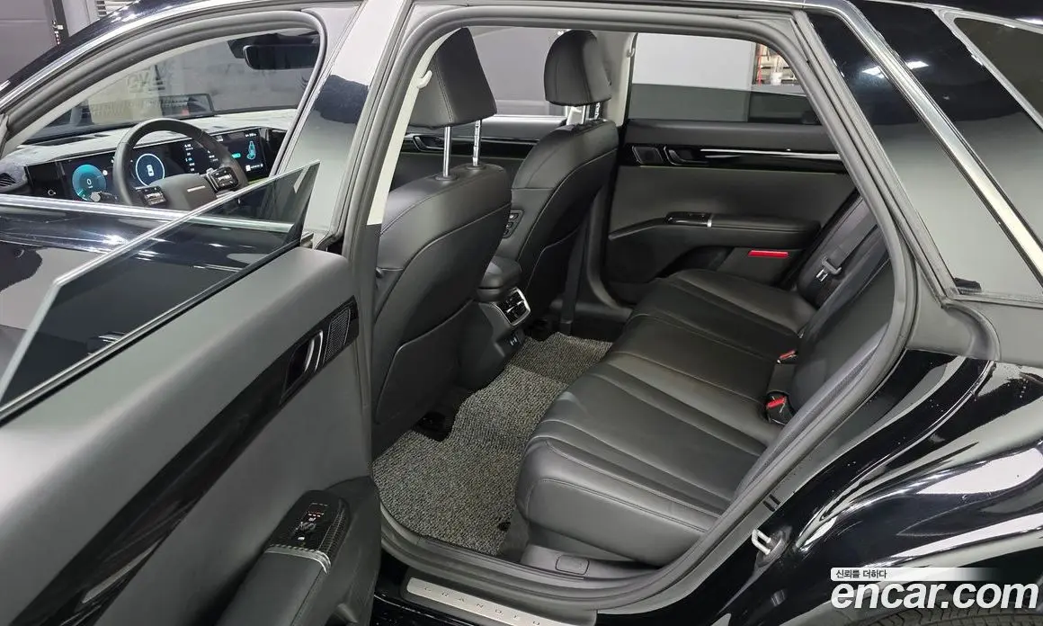 Hyundai Grandeur 2023 2.5 автомат (гидро), фото 25