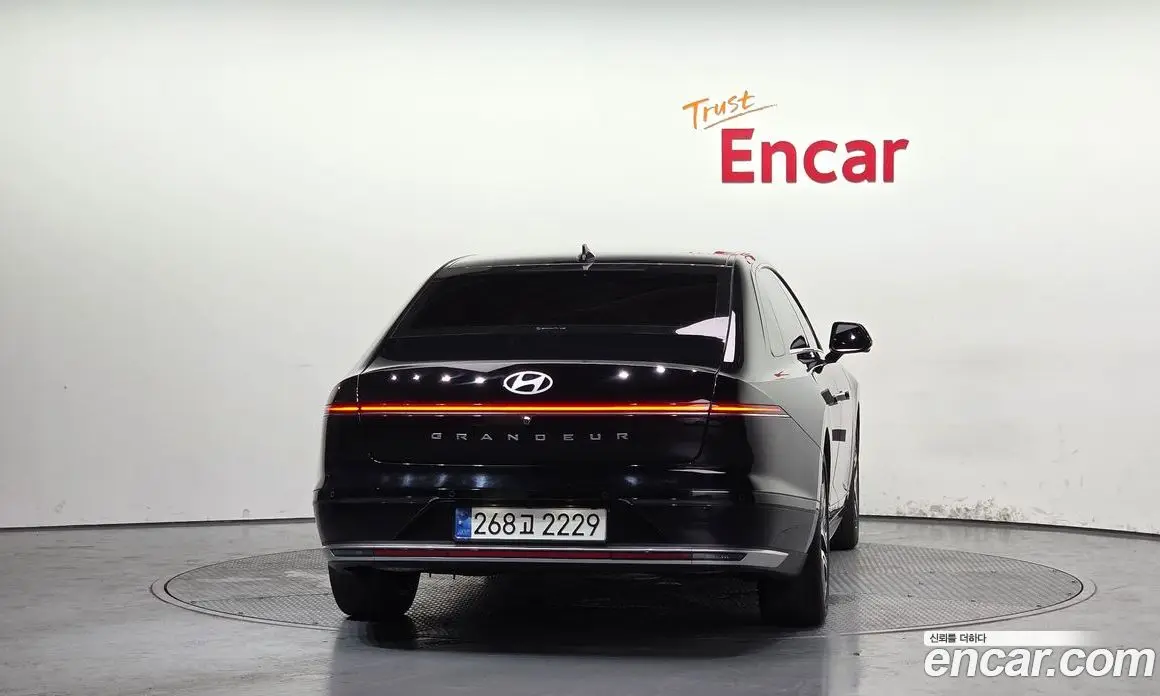 Hyundai Grandeur 2023 2.5 автомат (гидро), фото 4
