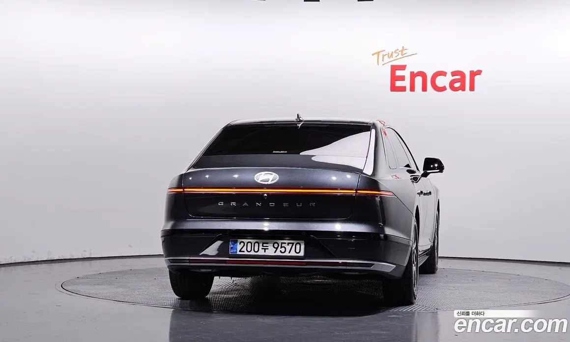 Hyundai Grandeur 2025 1.6 автомат (гидро), фото 4