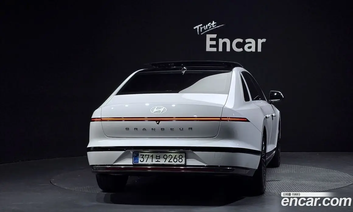 Hyundai Grandeur 2025 1.6 автомат (гидро), фото 3
