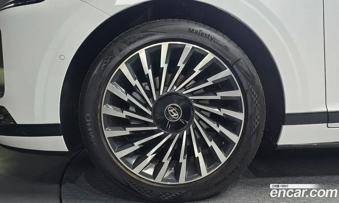Hyundai Grandeur 2025 1.6 автомат (гидро), фото 4