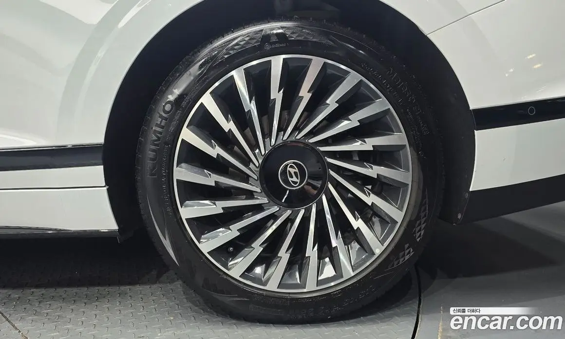 Hyundai Grandeur 2025 1.6 автомат (гидро), фото 6