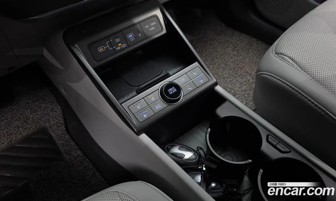 Hyundai Kona 2025 1.6 автомат (гидро), фото 23