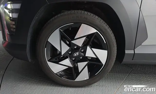 Hyundai Kona 2025 1.6 автомат (гидро), миниатюра 4
