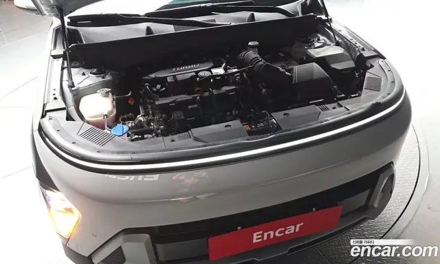 Hyundai Kona 2025 1.6 автомат (гидро), миниатюра 5