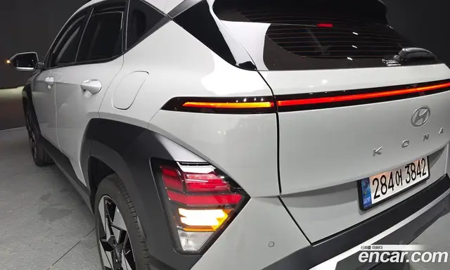Hyundai Kona 2025 1.6 автомат (гидро), миниатюра 8