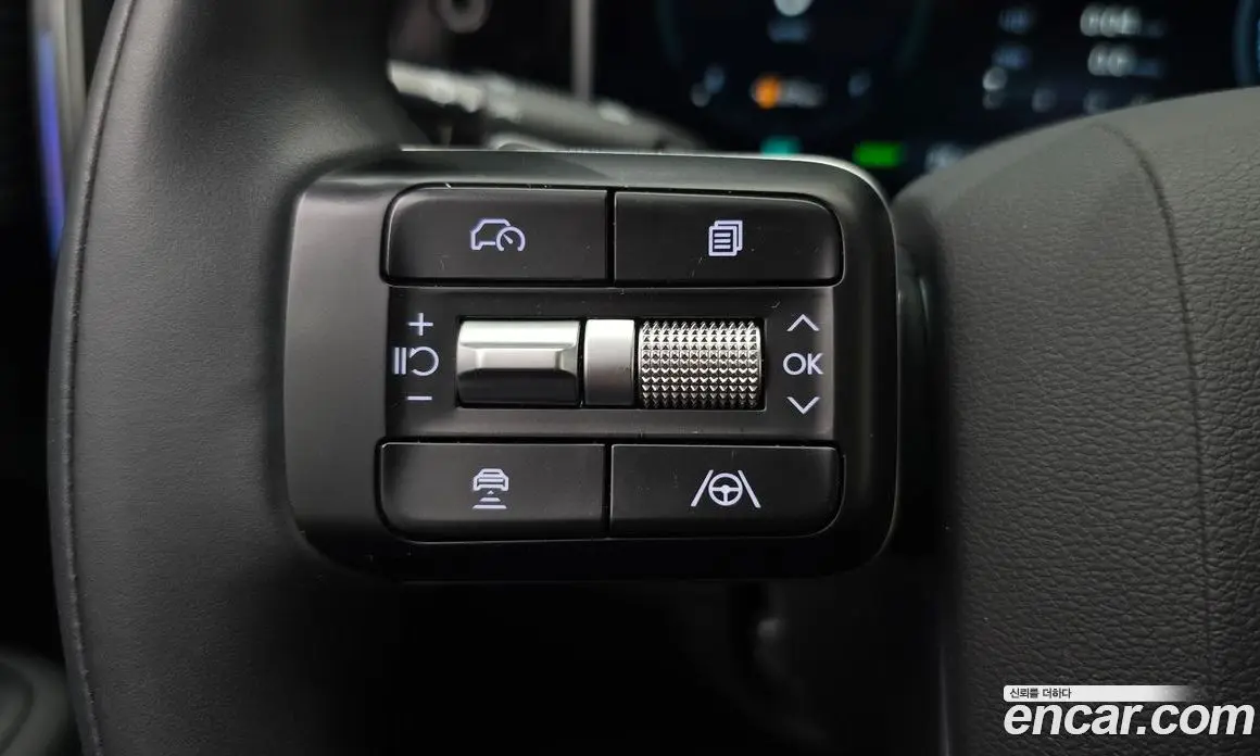 Hyundai Santa Fe 2024 1.6 автомат (гидро), фото 28