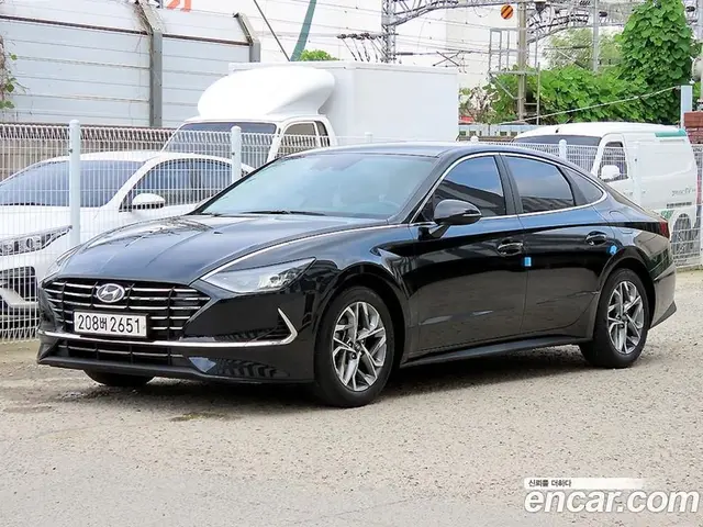 Hyundai Sonata 2022 2.0 автомат (гидро), миниатюра 2