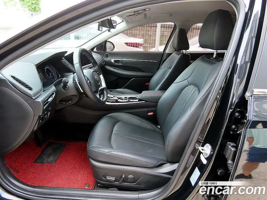 Hyundai Sonata 2022 2.0 автомат (гидро), фото 5