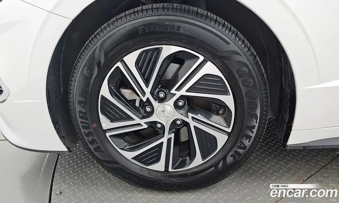 Hyundai Sonata 2022 2.0 автомат (гидро), фото 4