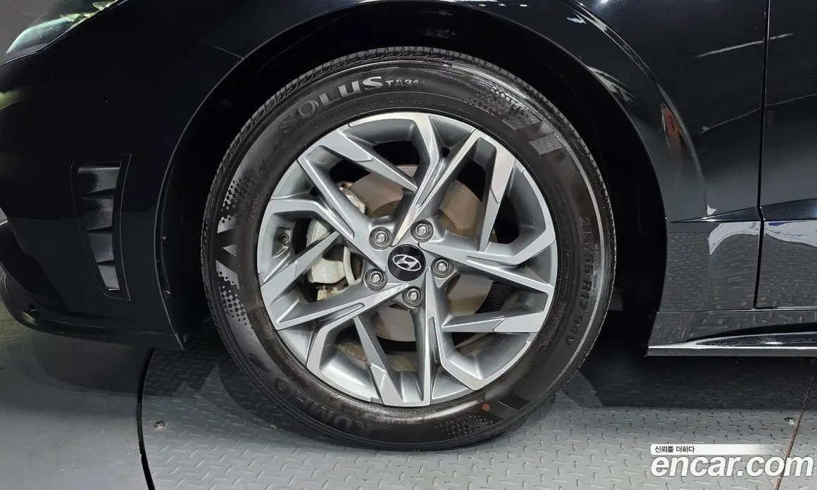 Hyundai Sonata 2022 2.0 автомат (гидро), фото 5