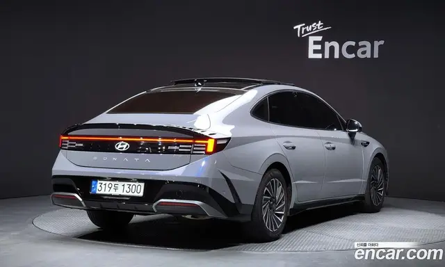 Hyundai Sonata 2024 2.0 автомат (гидро), миниатюра 2