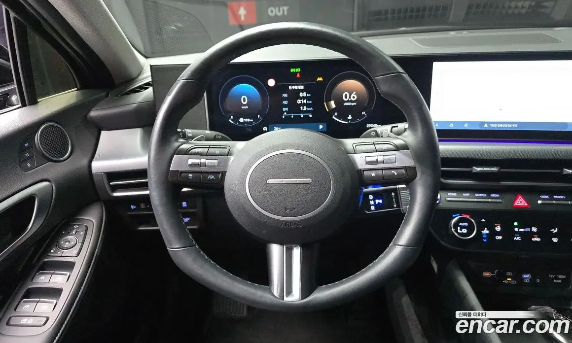 Hyundai Sonata 2024 2.0 автомат (гидро), фото 19