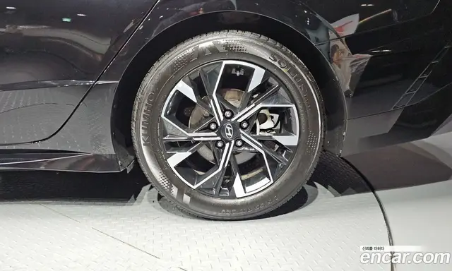 Hyundai Sonata 2024 2.0 автомат (гидро), миниатюра 7