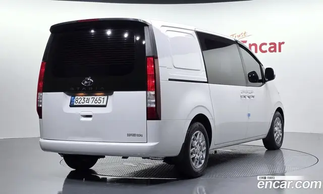 Hyundai Staria 2022 2.2 автомат (гидро), миниатюра 2