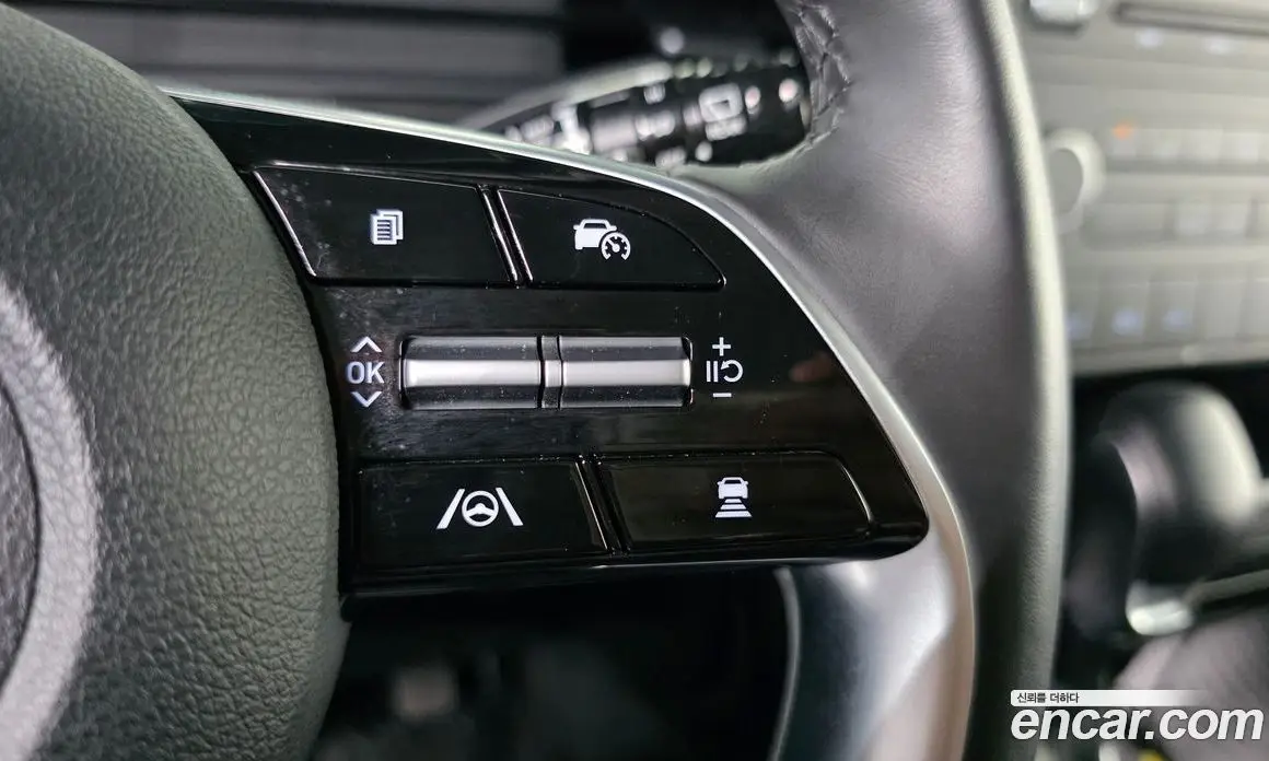 Hyundai Staria 2022 2.2 автомат (гидро), фото 23