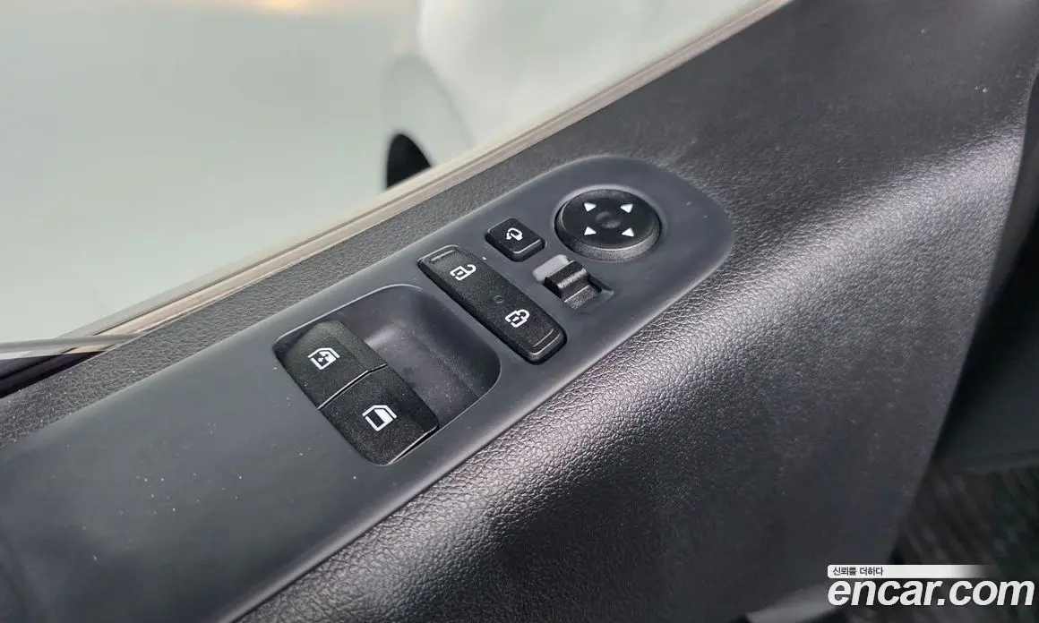 Hyundai Staria 2022 2.2 автомат (гидро), фото 24