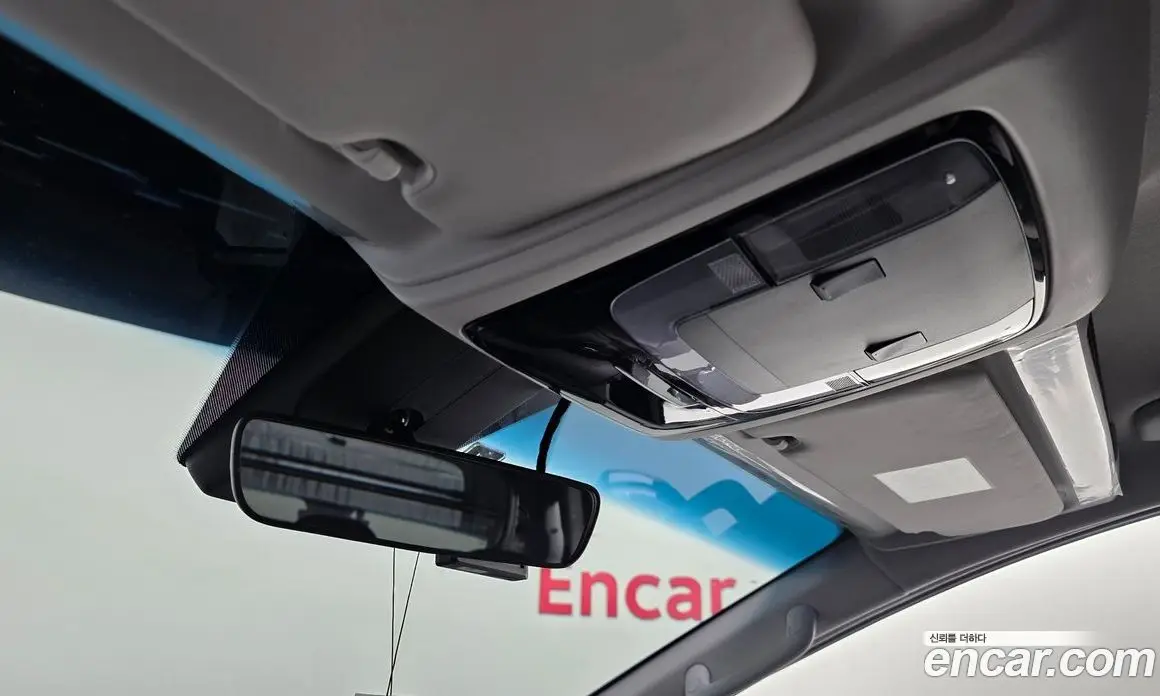 Hyundai Staria 2022 2.2 автомат (гидро), фото 27