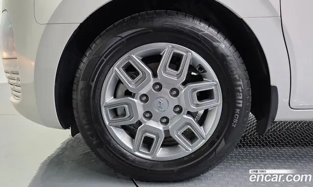 Hyundai Staria 2022 2.2 автомат (гидро), миниатюра 5