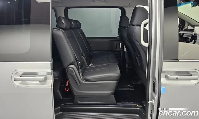 Hyundai Staria 2024 2.2 автомат (гидро), миниатюра 11