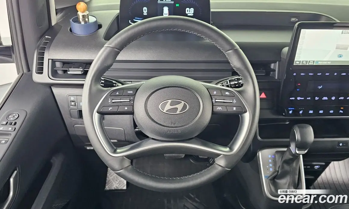 Hyundai Staria 2024 2.2 автомат (гидро), фото 13