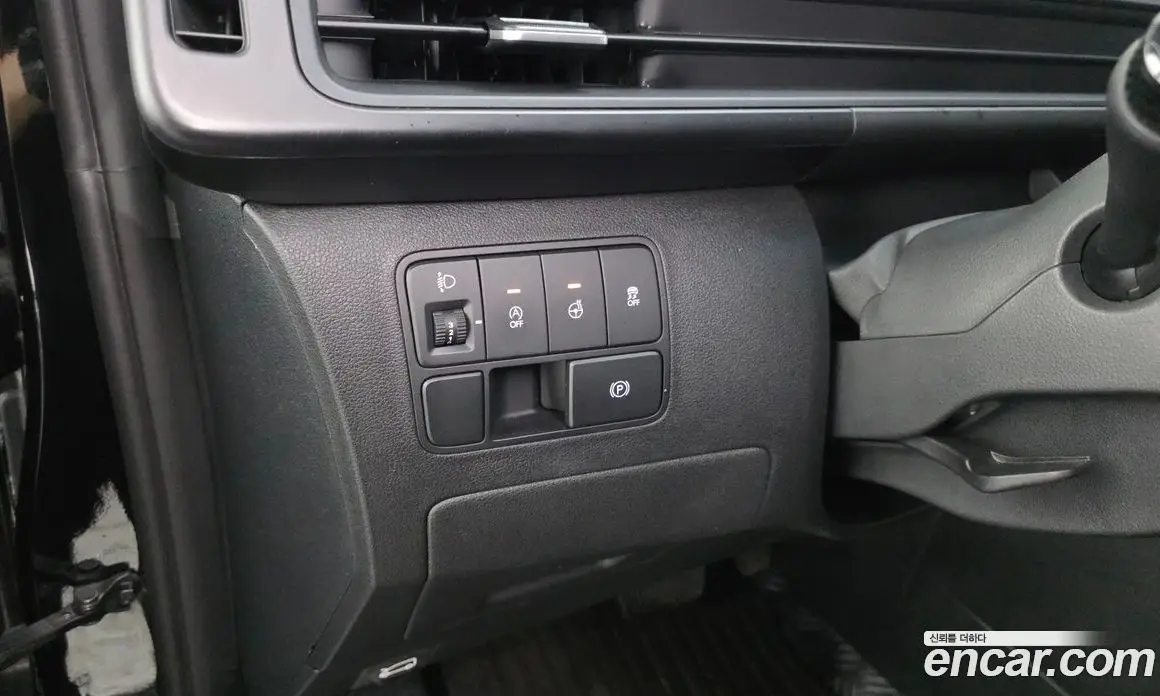 Hyundai Staria 2025 2.2 автомат (гидро), фото 27