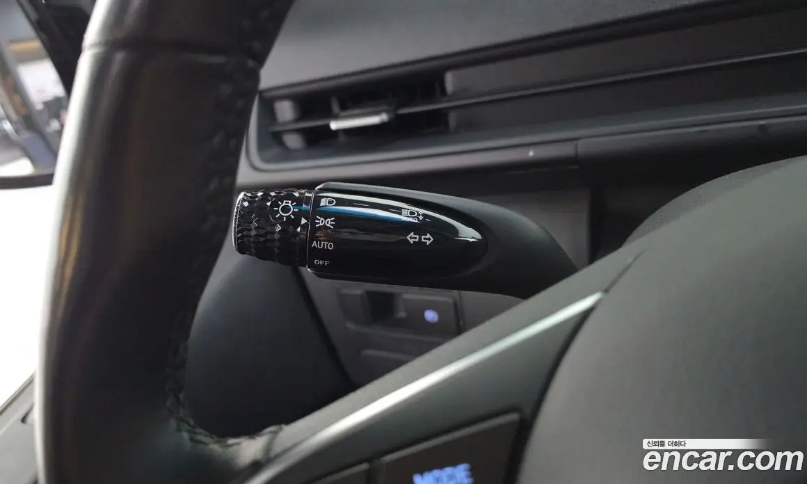 Hyundai Staria 2025 2.2 автомат (гидро), фото 30