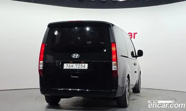 Hyundai Staria 2025 2.2 автомат (гидро), миниатюра 4