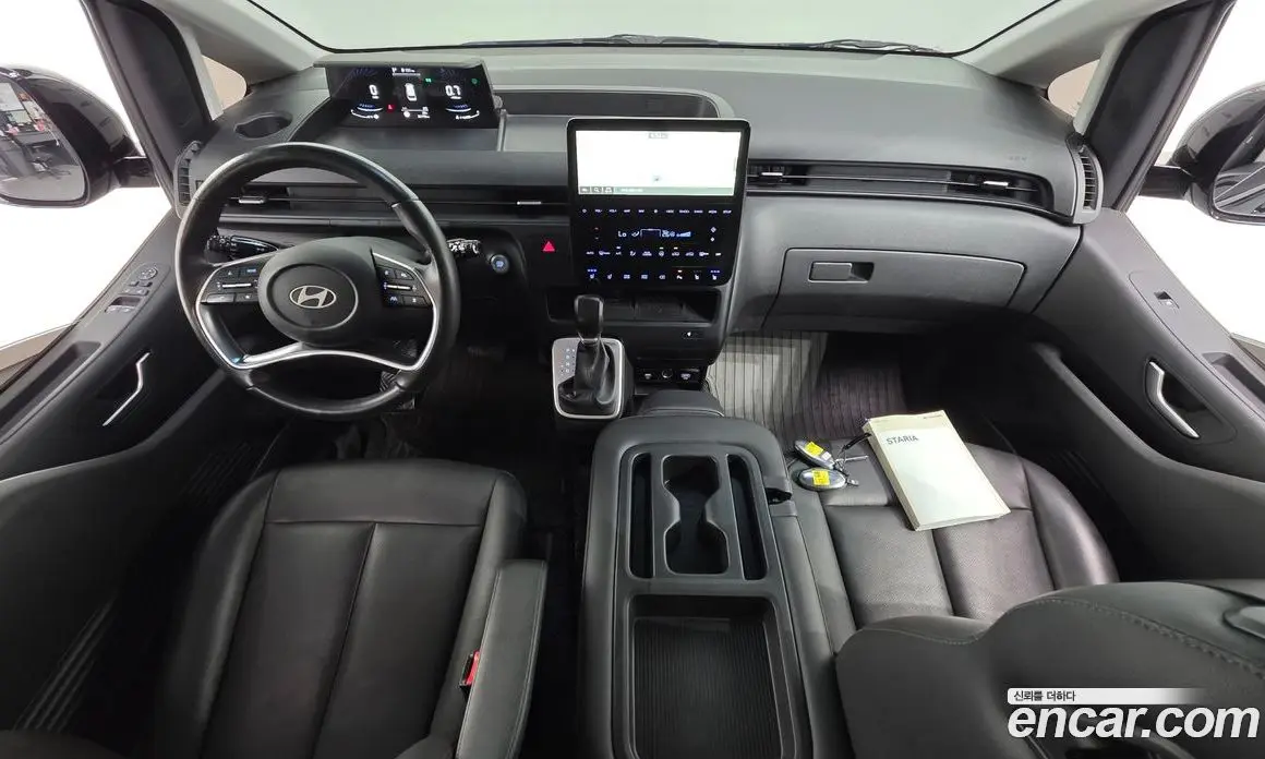 Hyundai Staria 2025 2.2 автомат (гидро), фото 10