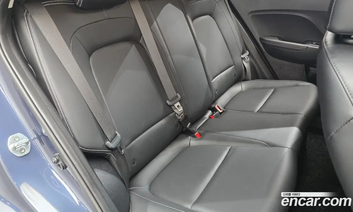 Hyundai Venue 2020 1.6 автомат (гидро), фото 16