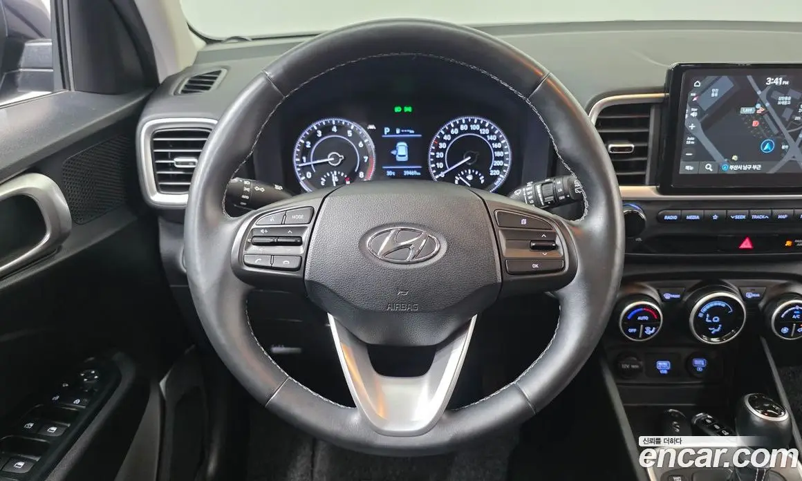 Hyundai Venue 2020 1.6 автомат (гидро), фото 19